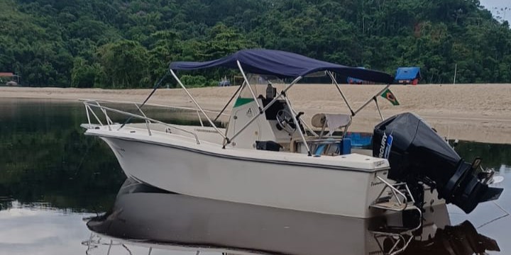 Passeio de Lancha Fishing em Ilhabela