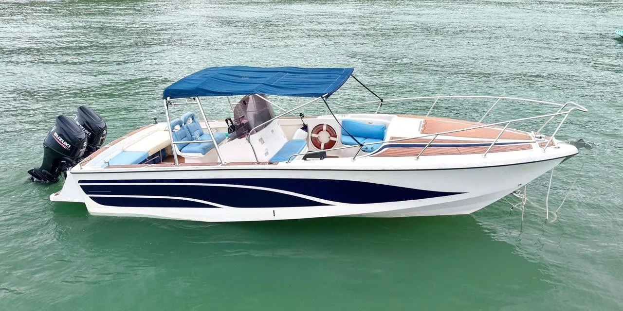 Passeio de Lancha Fast em Ilhabela