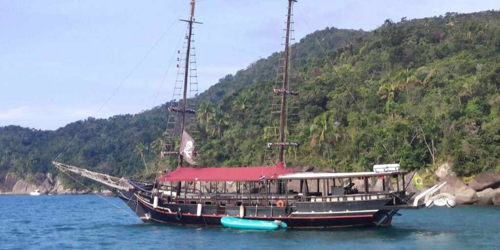 Passeio de Escuna em Ilhabela